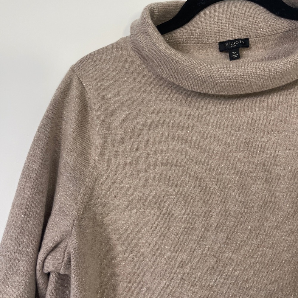 Talbots Plus Womens Sweater Merino Cowl
Neck‎ Button Cuff Metallic Knit Beige 2X - Picture 6 of 10